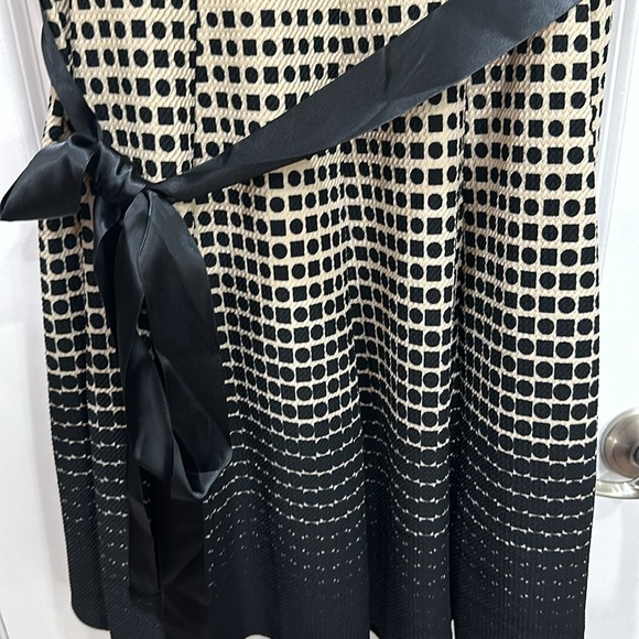 Sleeveless dress size PL - Picture 3 of 5